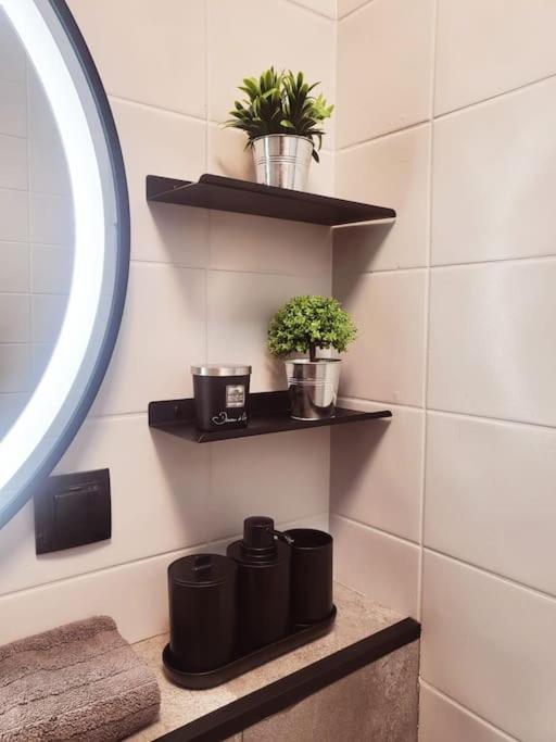 Urban Oasis: Stylish Retreat Apartment Zagreb Luaran gambar