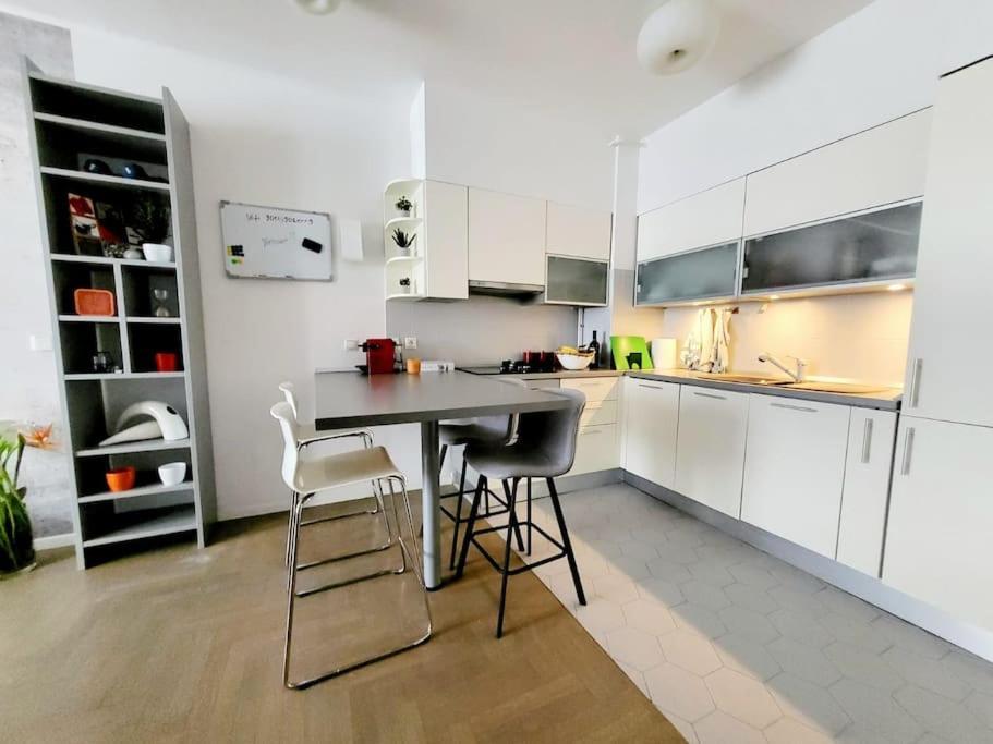 Urban Oasis: Stylish Retreat Apartment Zagreb Luaran gambar