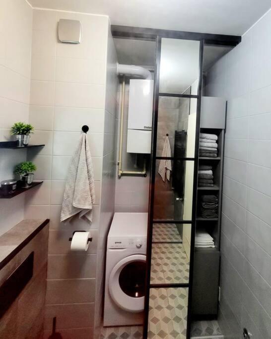 Urban Oasis: Stylish Retreat Apartment Zagreb Luaran gambar